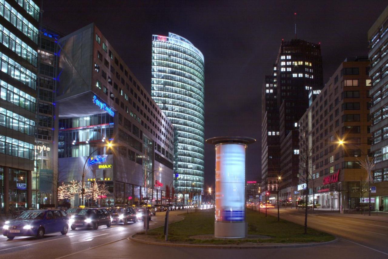 Romantic Style Alexanderplatz Apartment Berlin