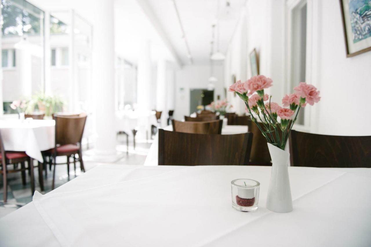 Europäische Akademie Hotel 3*