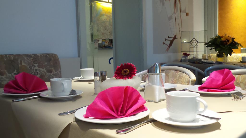 Hotel Alt - Tegel 3*