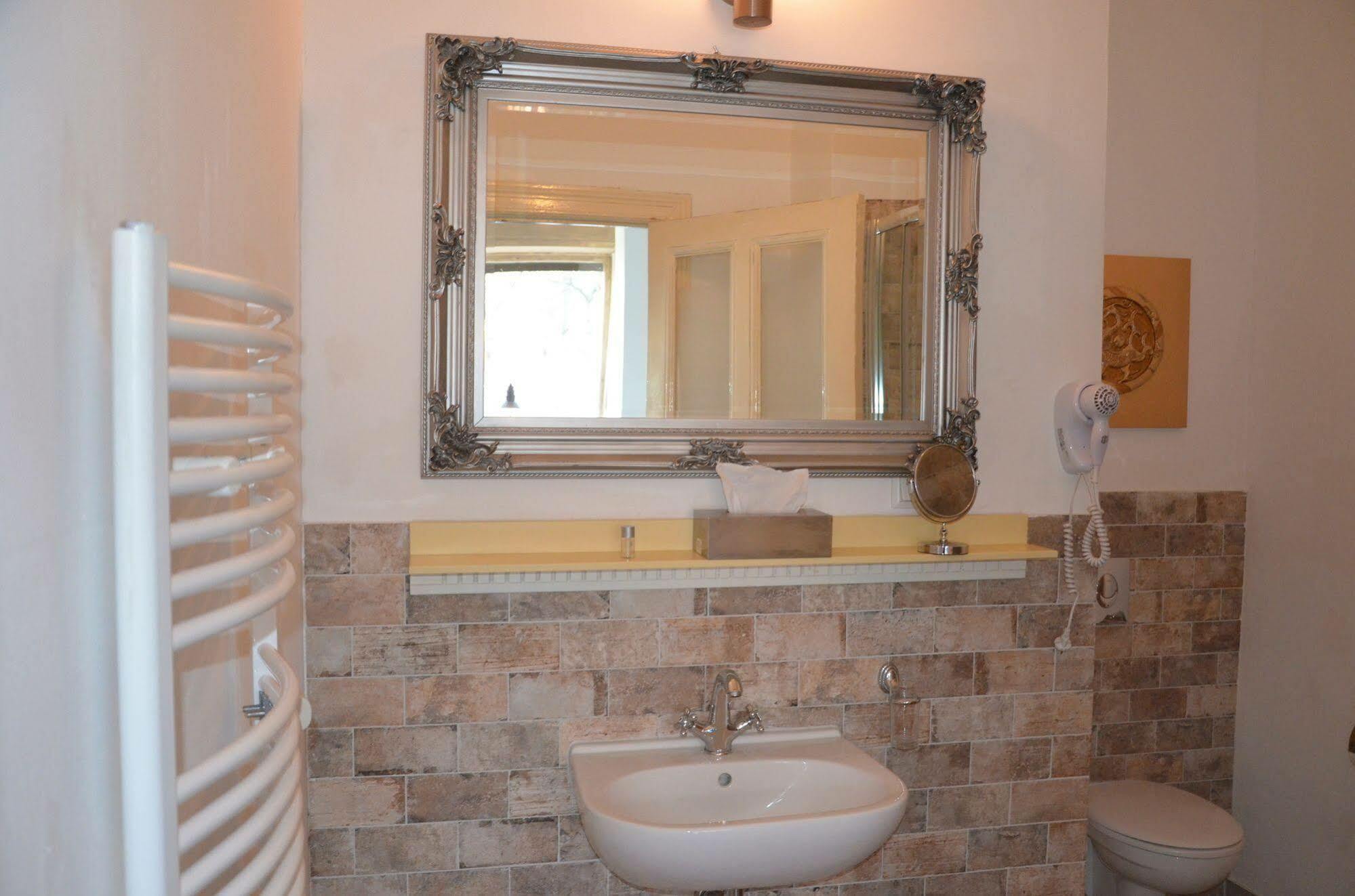 Guest house Sevenrooms 3*