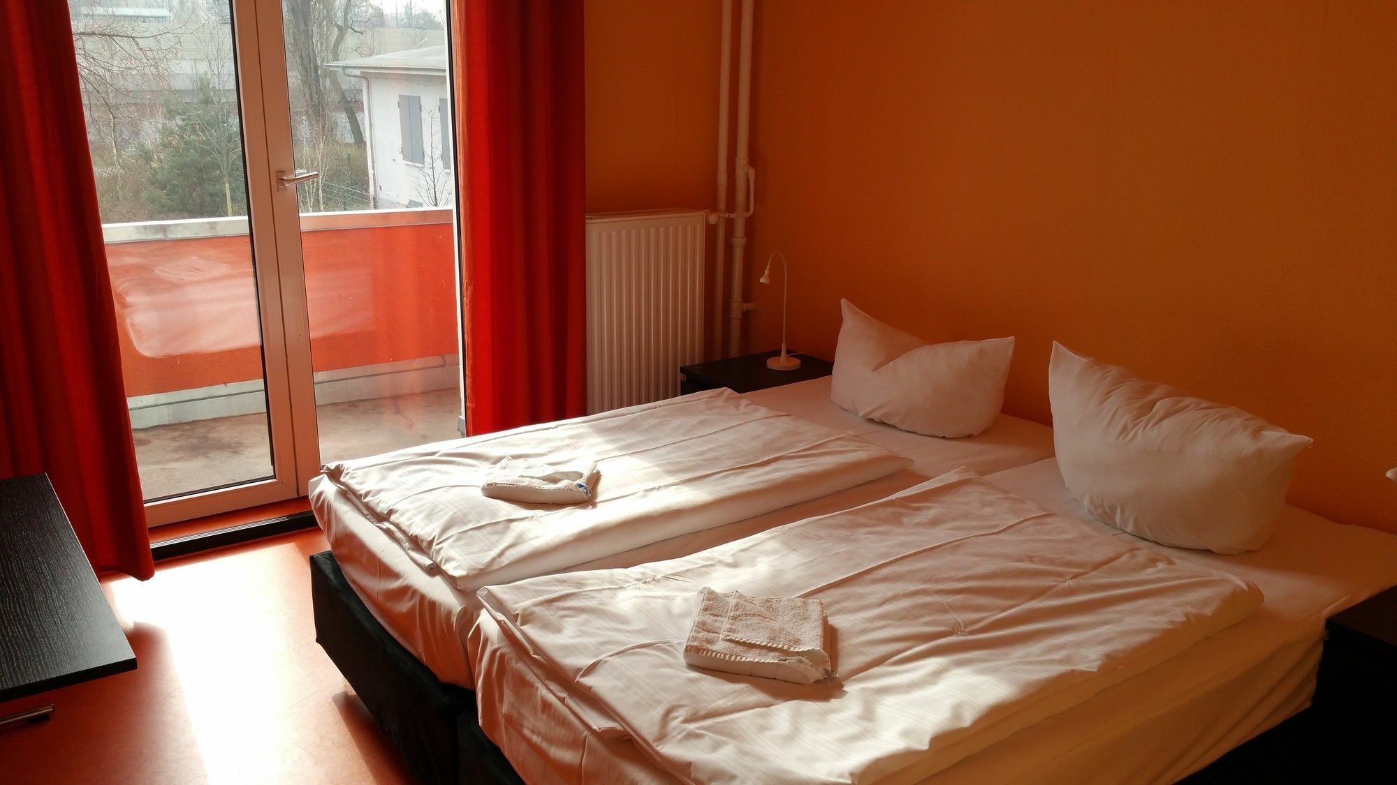 Hostel Happy Go Lucky +