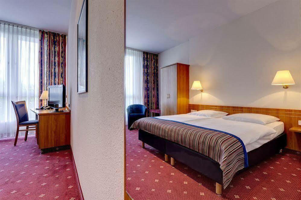Hotel Centro West 4*