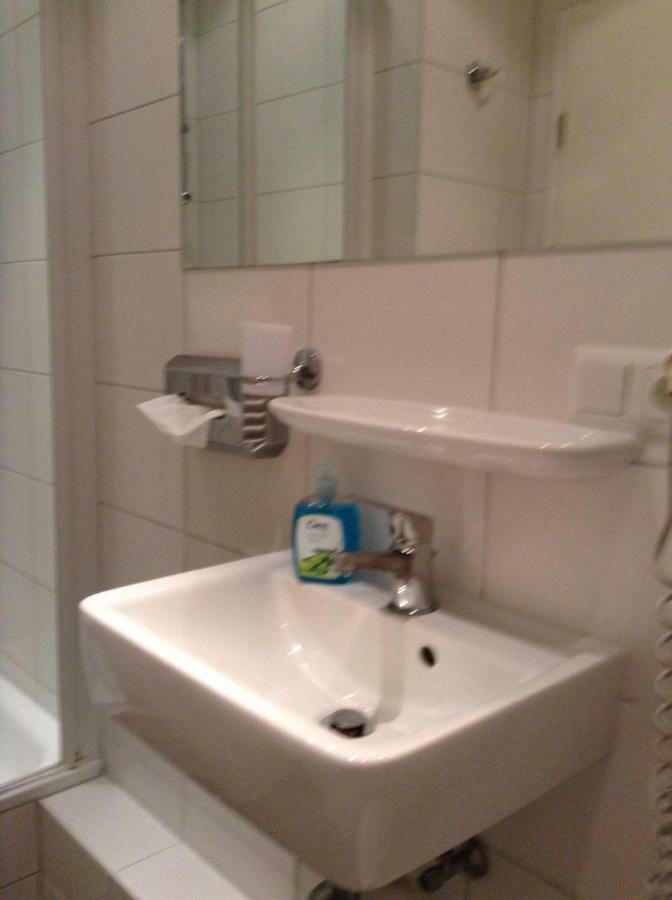 Hotel Garni Kleist Am Kurfuerstendamm 2*