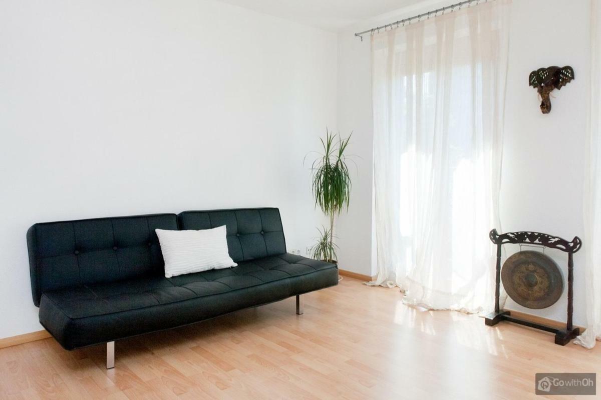 Center Apartment *
