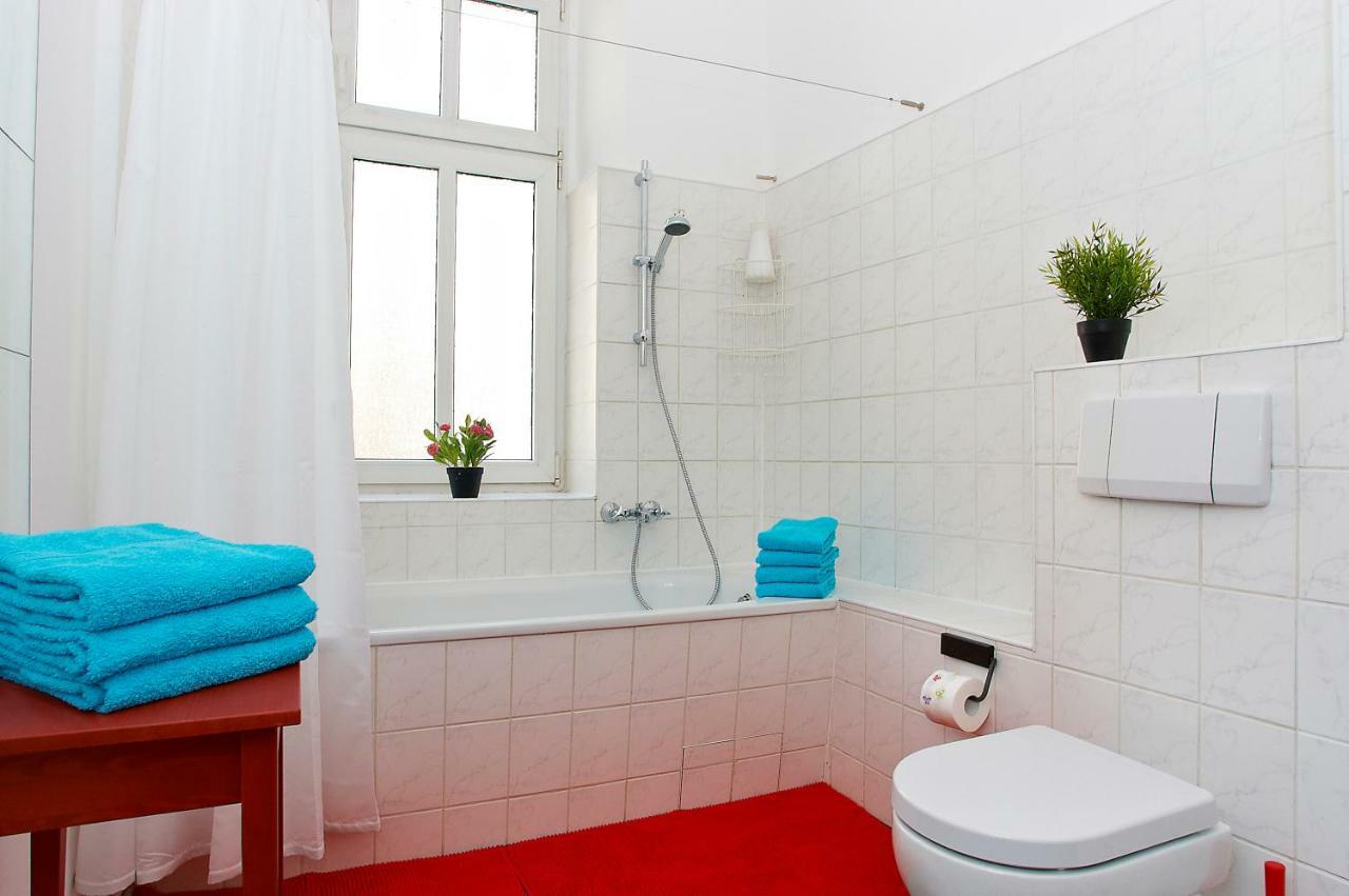 Prenzlauer Allee Apartment Berlin
