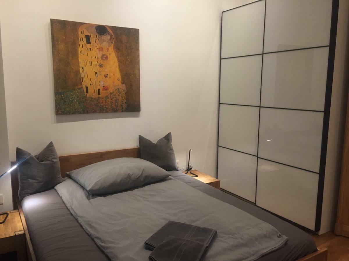 City-apartment Charlottenburg Apartamento Berlim