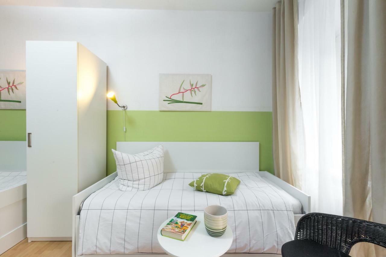 Schones 2-zimmer-apartment In Kollwitzplatz-nahe Apartment *