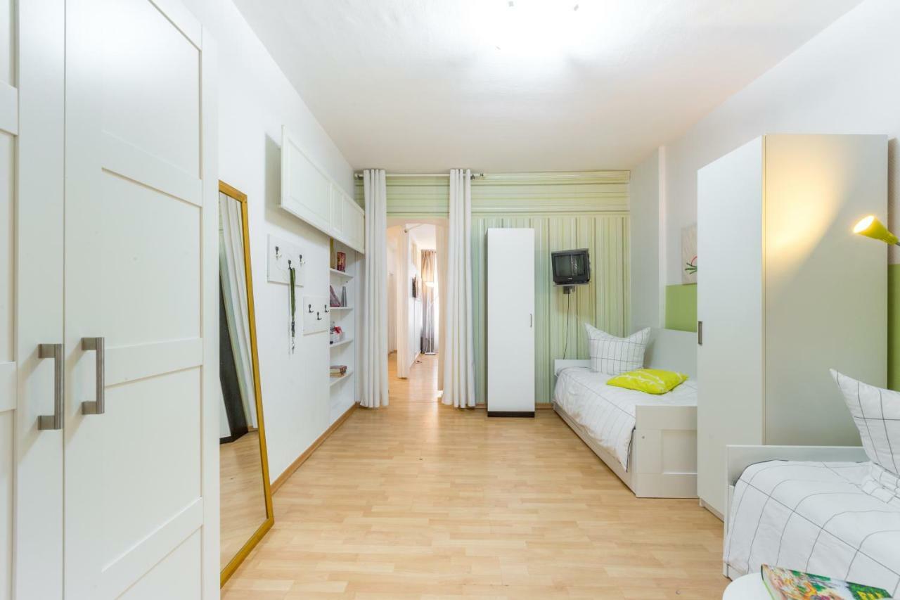 Schones 2-zimmer-apartment In Kollwitzplatz-nahe Apartment