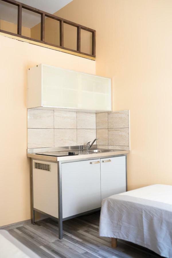 11 By Lorenc Guest house Berlin