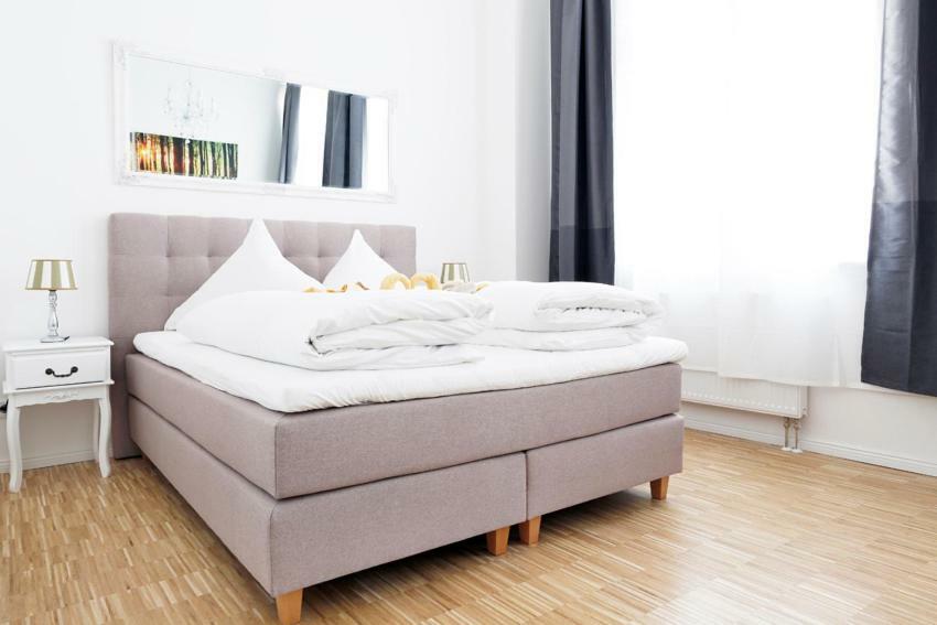 Apartment Sc 01 By Rockchair L Superhost Status L 2 Bedrooms Boxspringbeds Balcony Elevator - Cozy Family & Business Flair Welcomes You! Berlin
