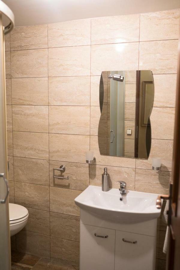 11 By Lorenc Guest house *