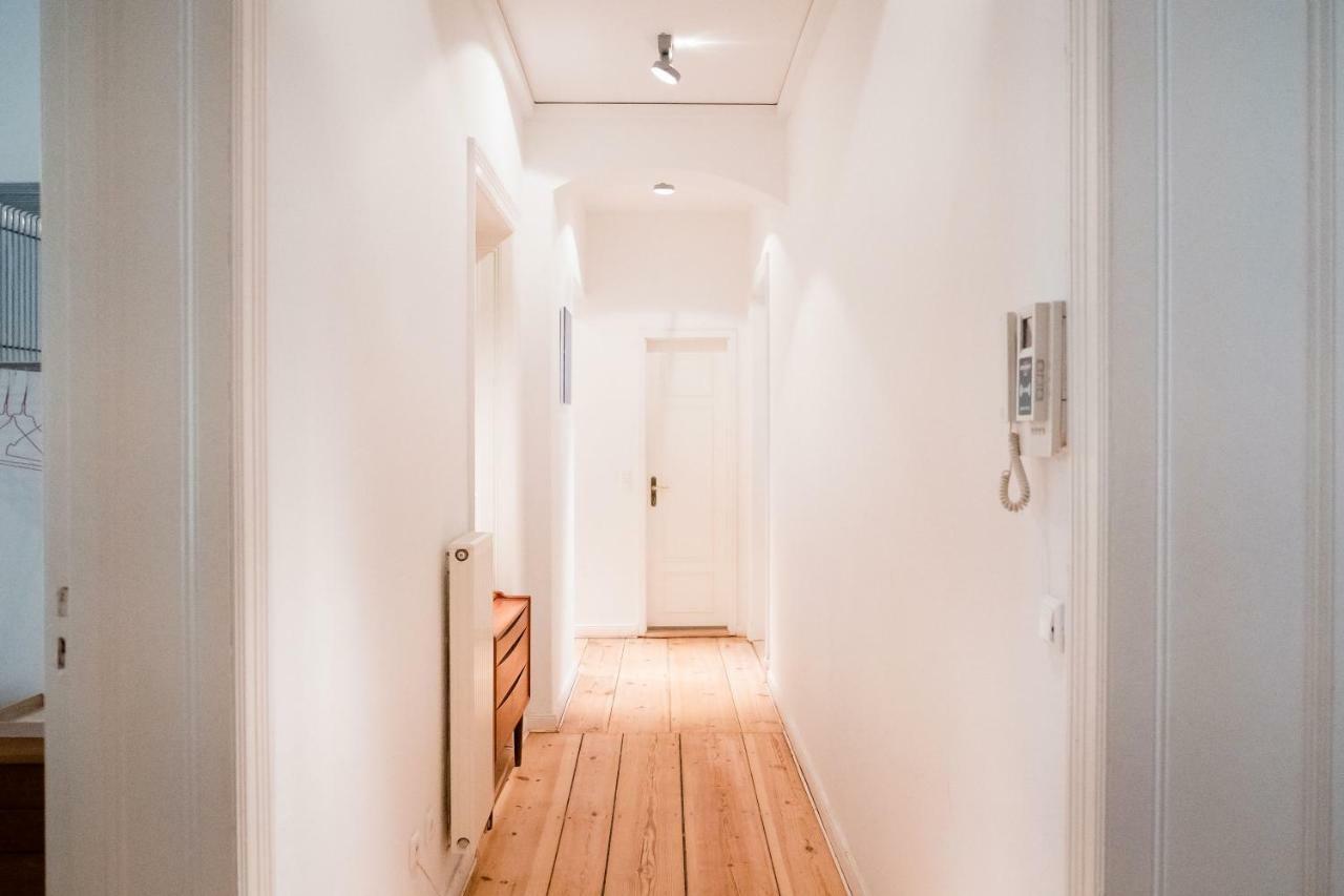 Luxury 2 Bedroom Apartment In The Heart Of Mitte, Berlin Apartment *