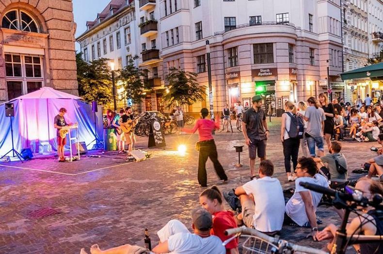 Apartment Mal Anders Erleben - Hier Tobt Leben Berlin