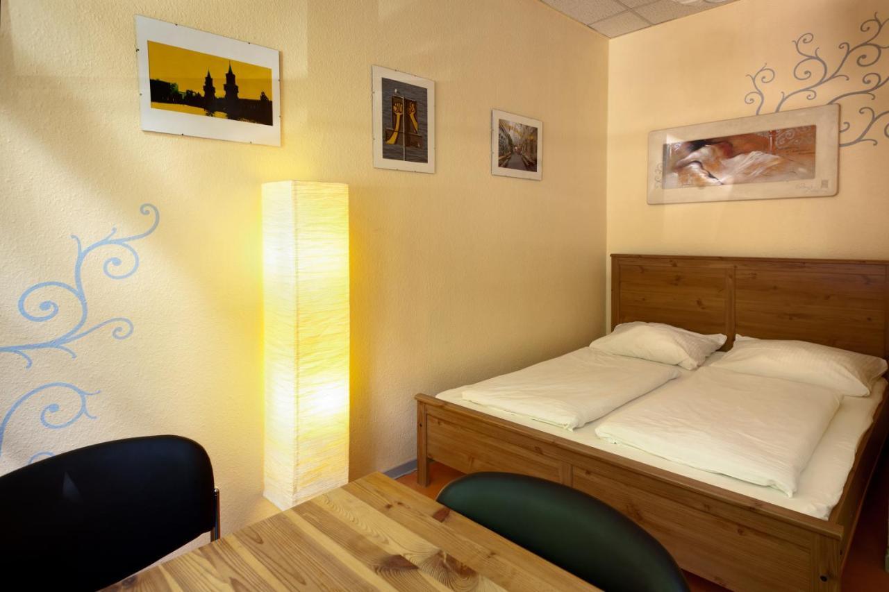 Hostel U