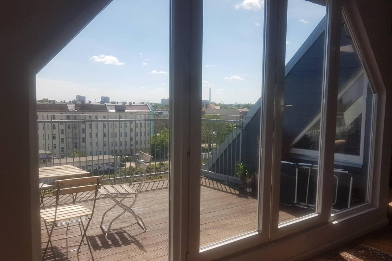 Helle Dachgeschosswohnung Fuer 8 Personen In Zentraler Lage Apartment