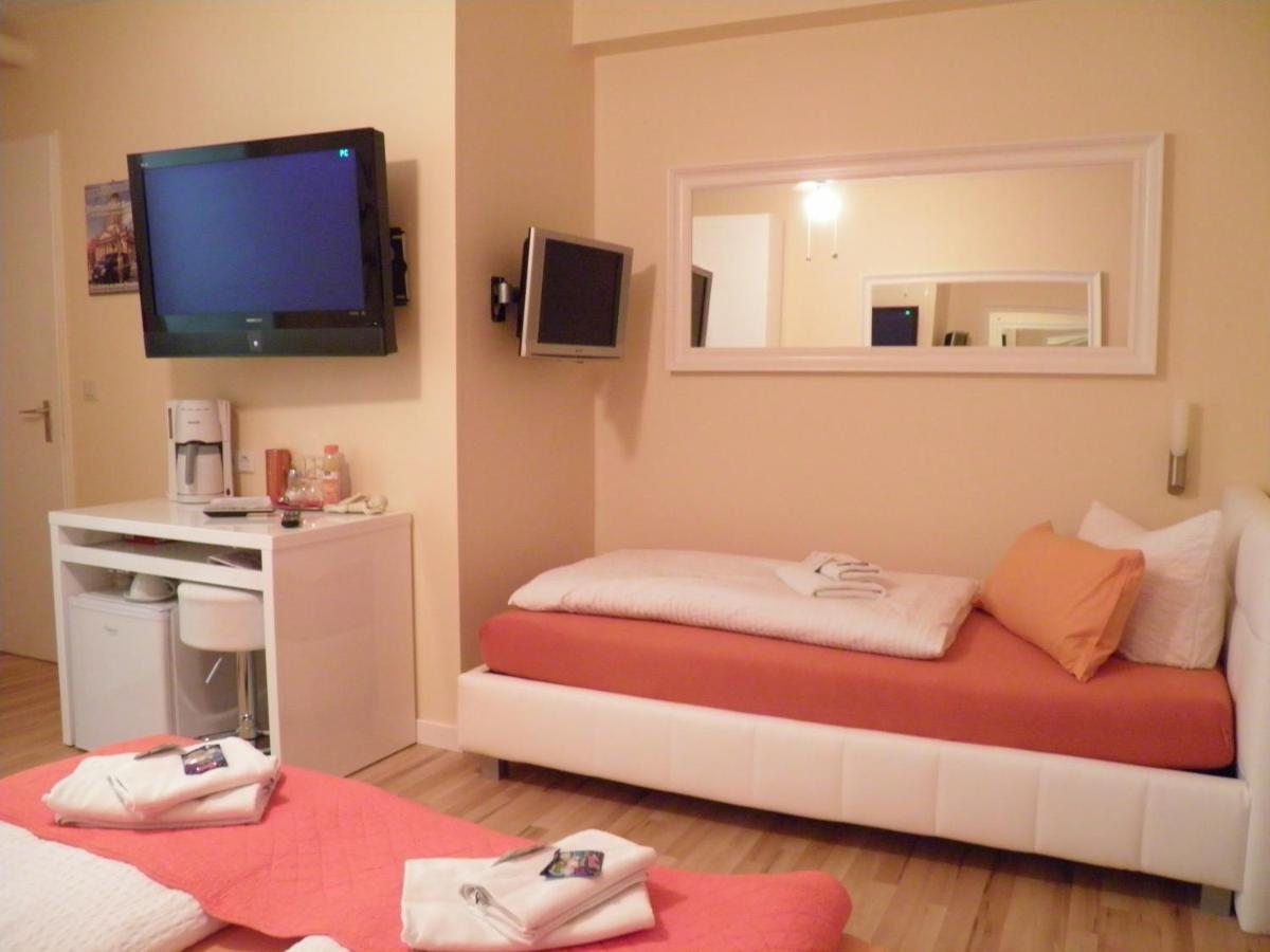 Guest house City