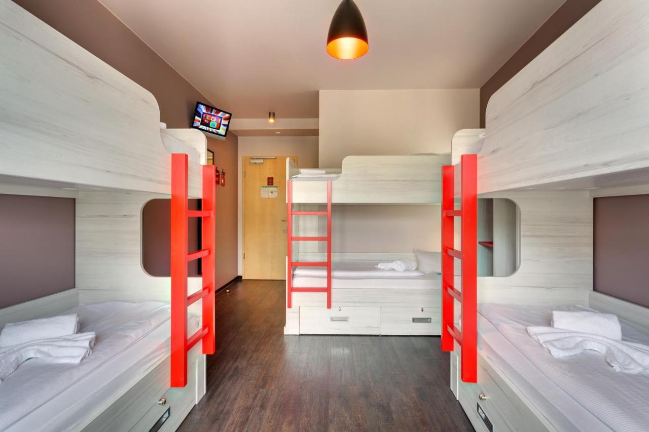 Meininger Alexanderplatz Hotel 3*