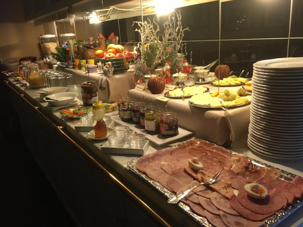 Hotel-pension Lydia 3*
