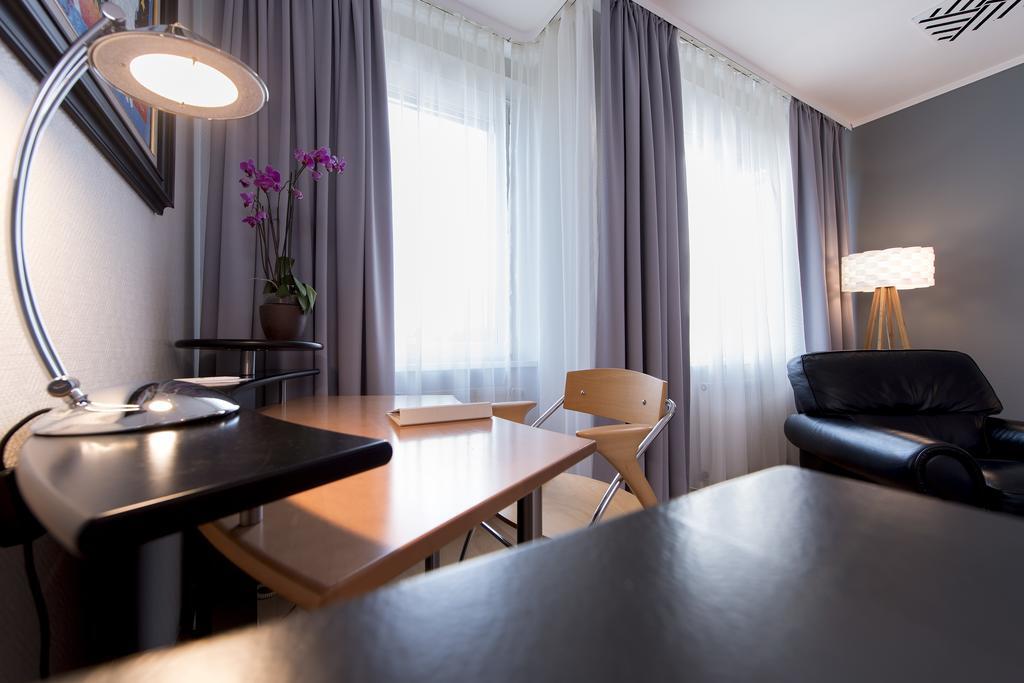 Hotel City East
