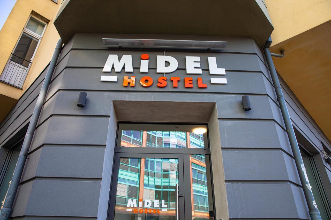 Hostel Midel