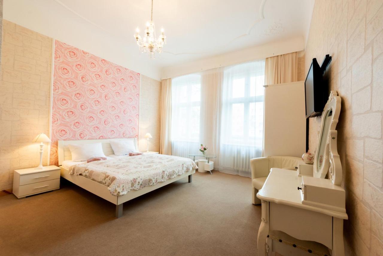 Dahlem Guest house