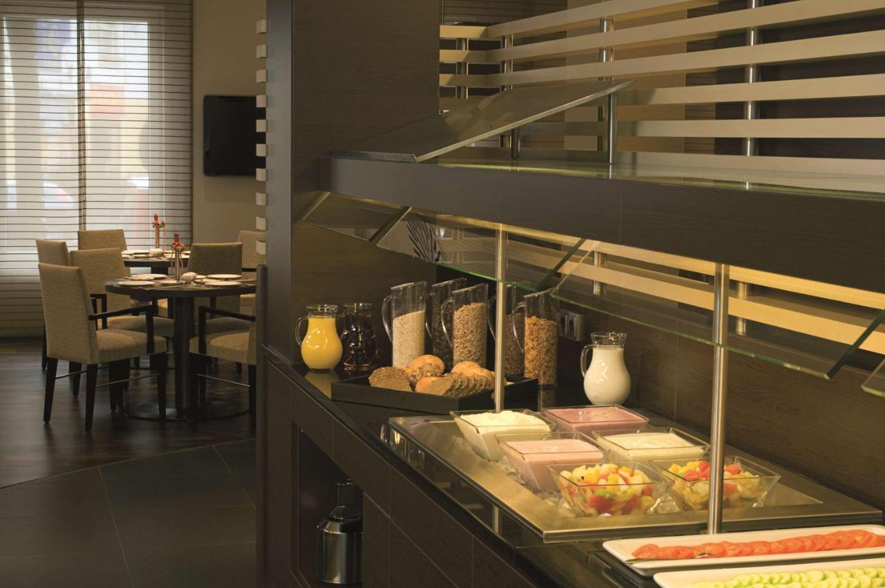 Nh Potsdamer Platz Hotel