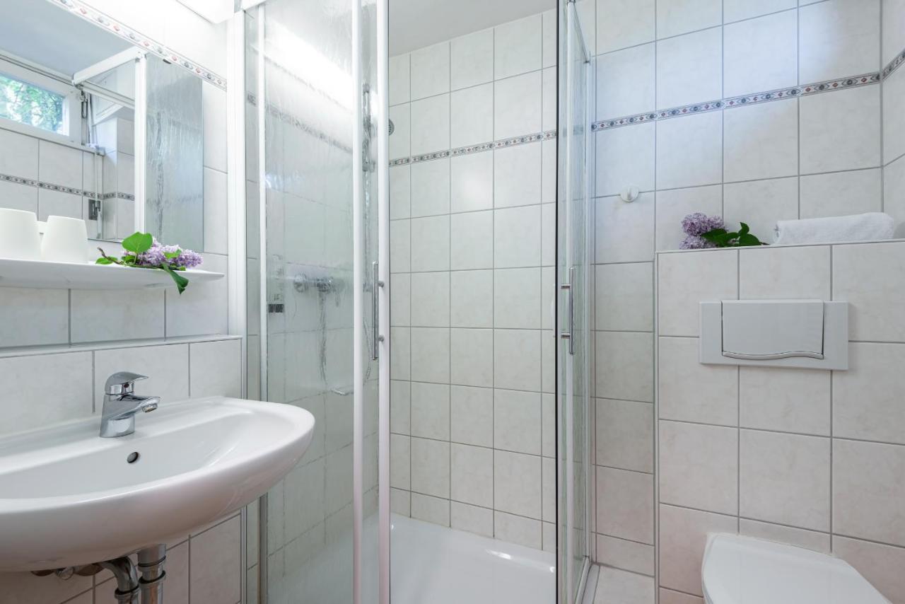 Inn Gaestehaus Lazarus 2*