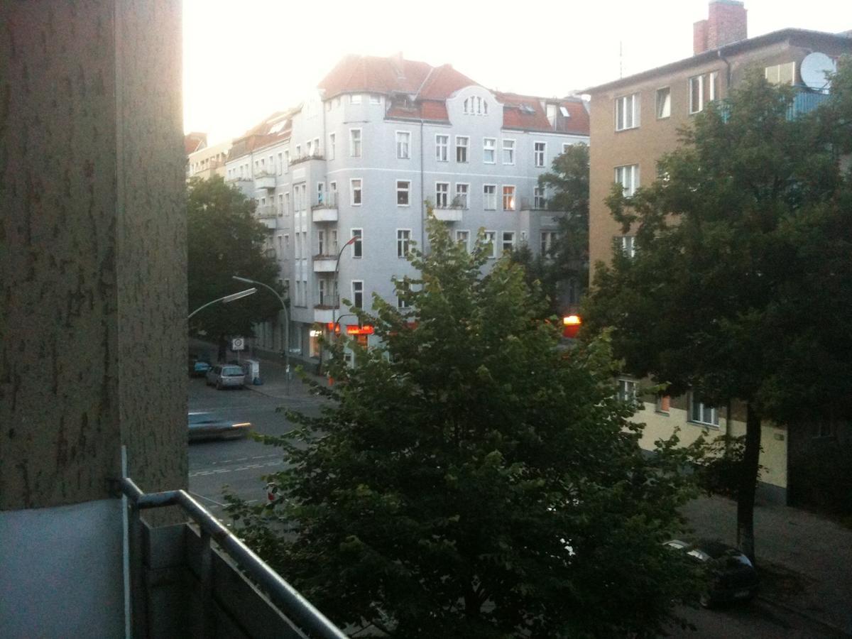 Kant Apartment