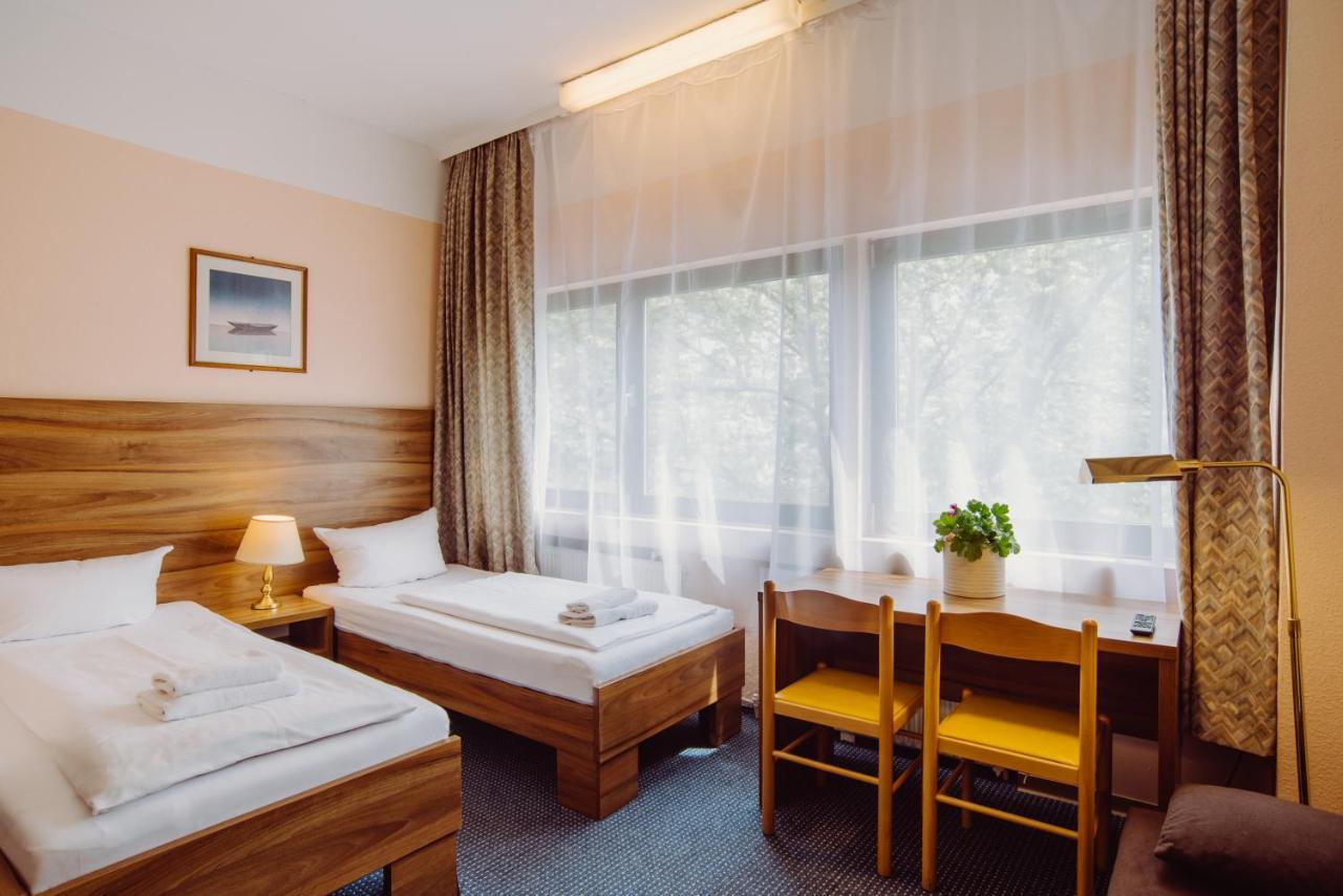 Alper Am Potsdamer Platz Hotel 3*