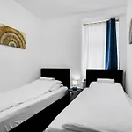 Central 3 Bedroom Apartment In Kreuzberg