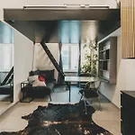 Altbau-Loft Fuer 12 Personen Am Alexanderplatz