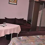 Hotel Pension Savoy Near Kurfuerstendamm