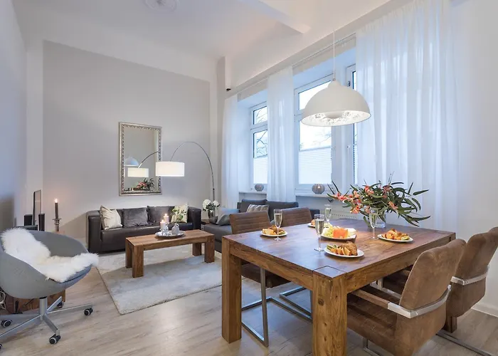 The Goethe Loft, 2 Bedroom Up To 5 People