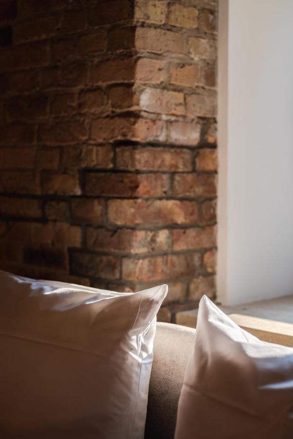 Luxurious Urban Living - Premium Downtown Next To Hbf