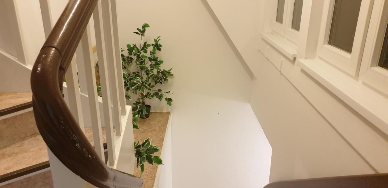 Zwei Etagen Im Gruenen Apartment Berlin