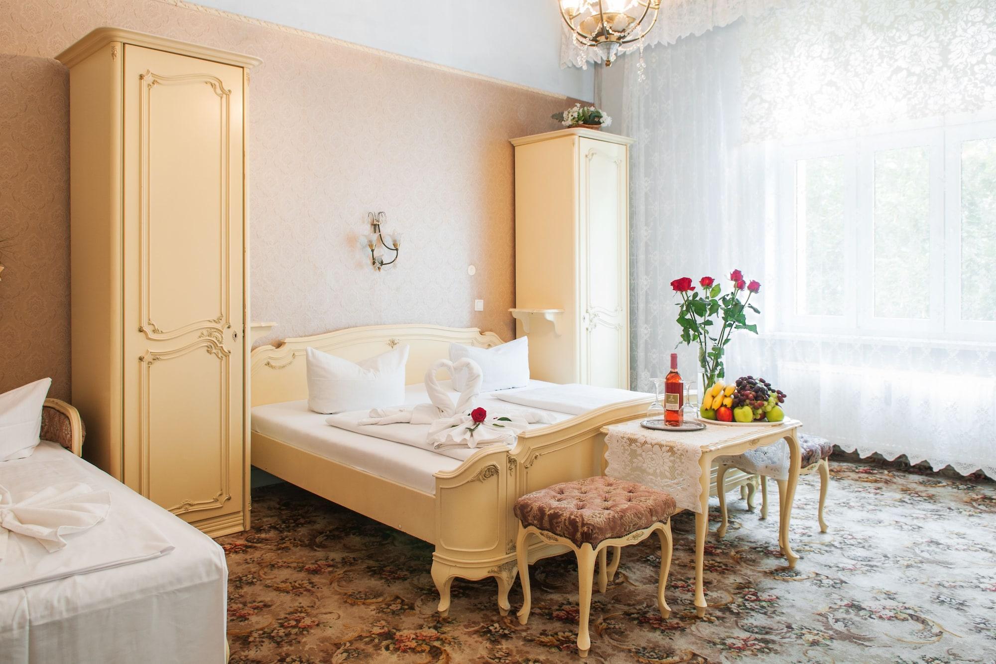 Bellevue Am Kurfuerstendamm Hotel 3*