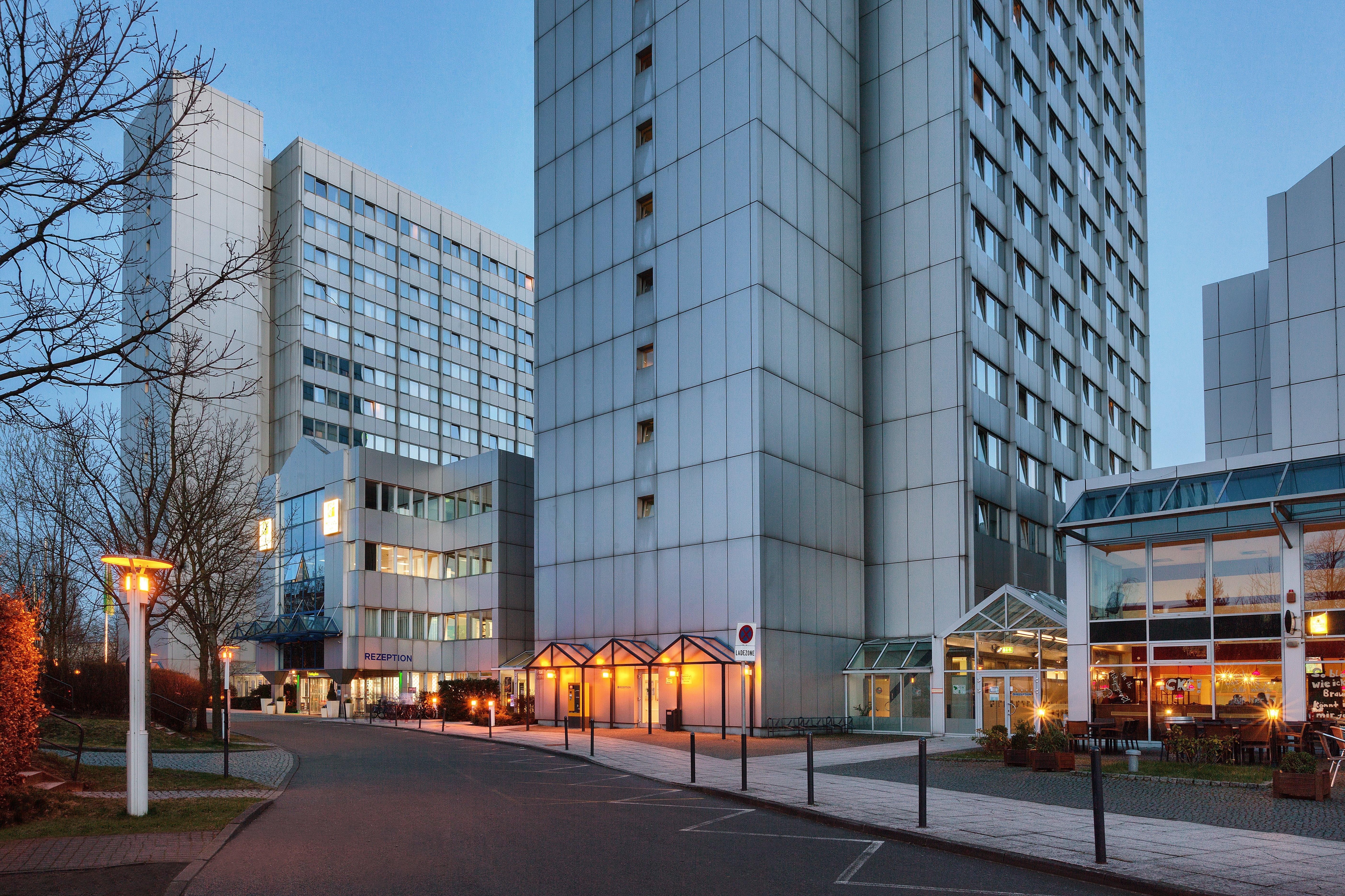 City-east Landsberger Allee, An Ihg 4* Berlin