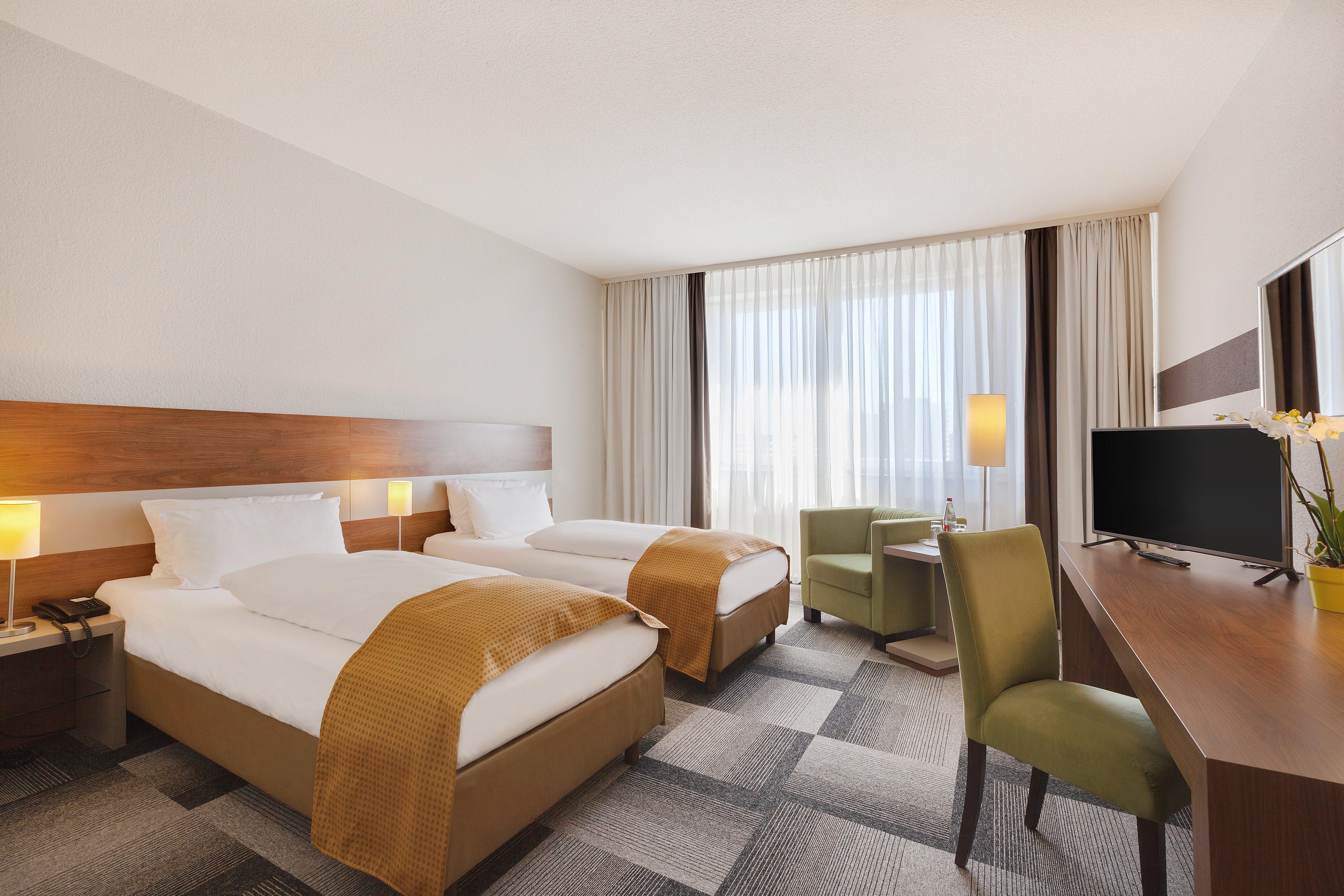 Hotel City-east Landsberger Allee, An Ihg 4*