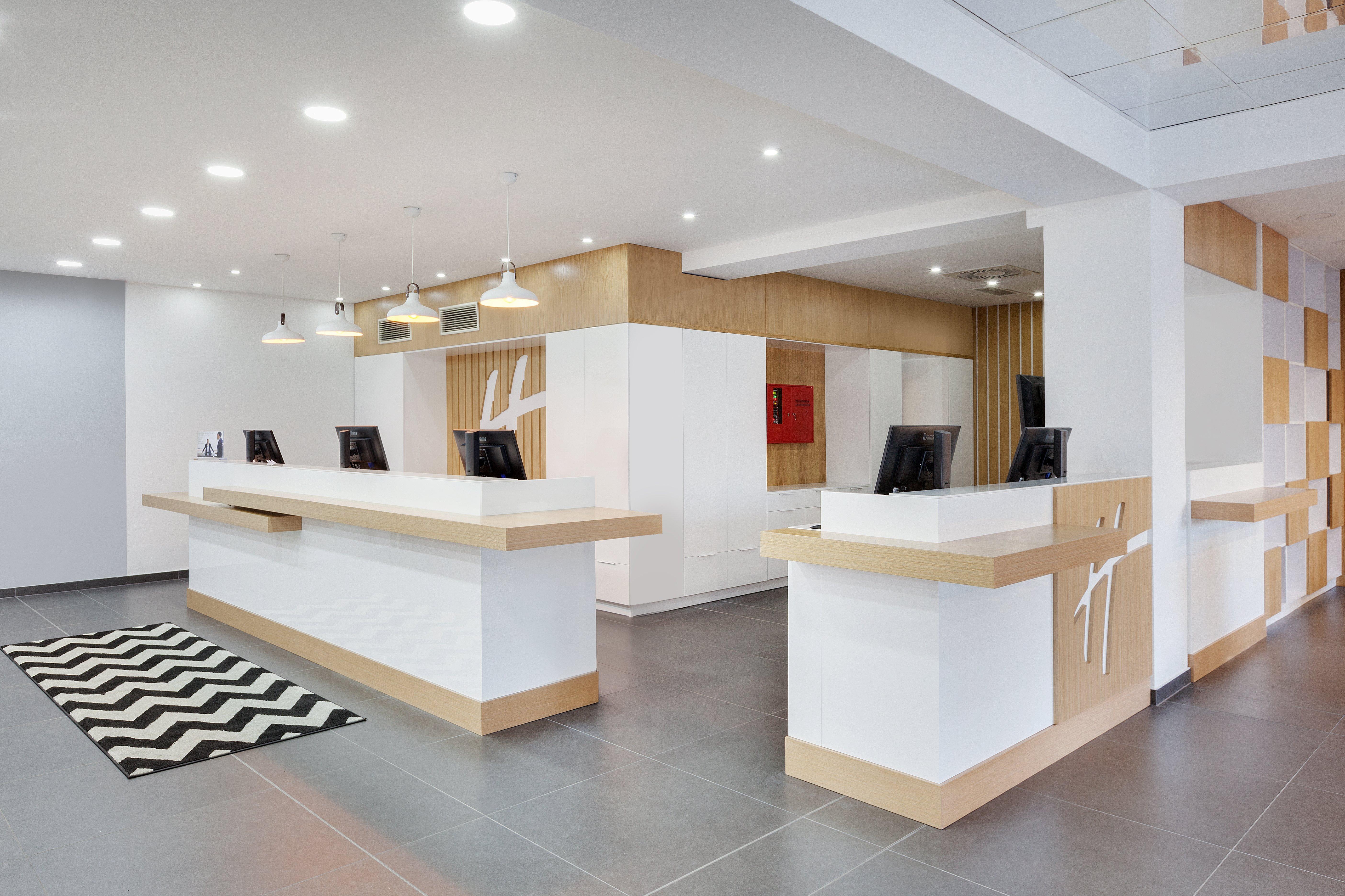 Hotel City-east Landsberger Allee, An Ihg 4*