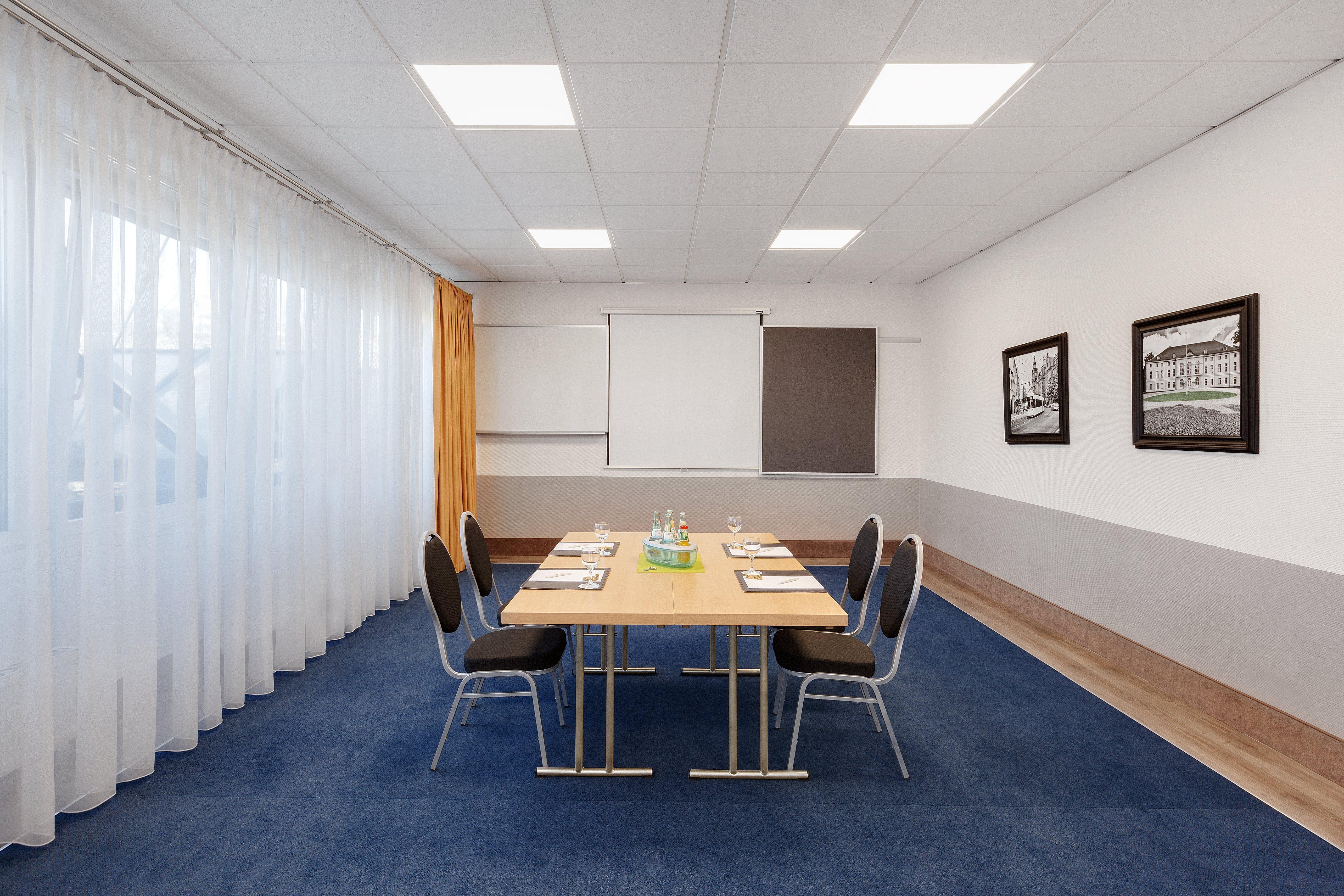 City-east Landsberger Allee, An Ihg 4*