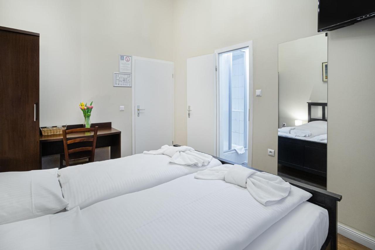 Hotel Bellevue Am Kurfuerstendamm 3*