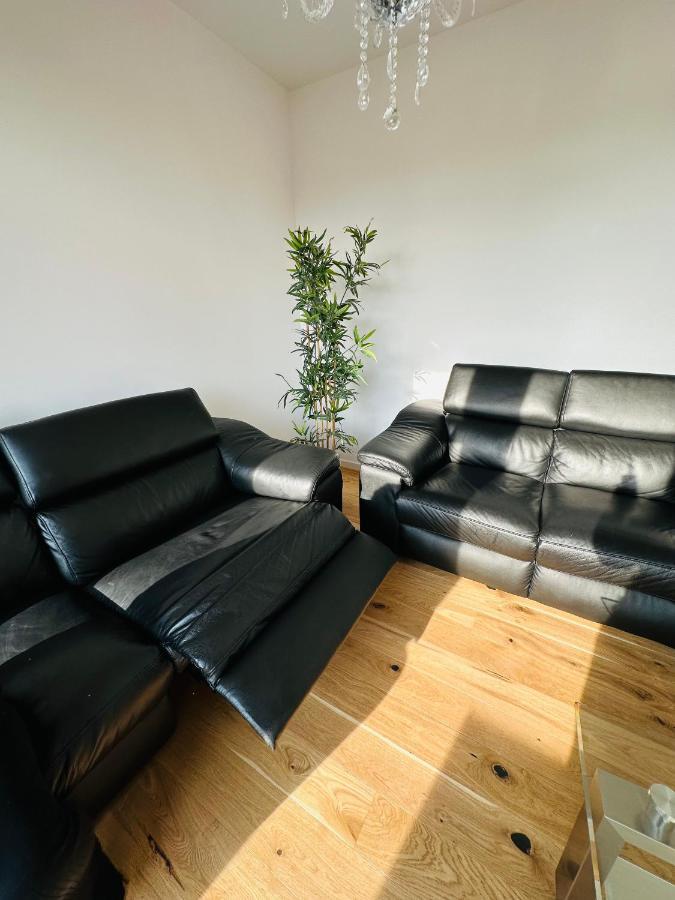 Am Wasser Nahe Ber Mit Whirlpool & Kamin Apartment Berlin