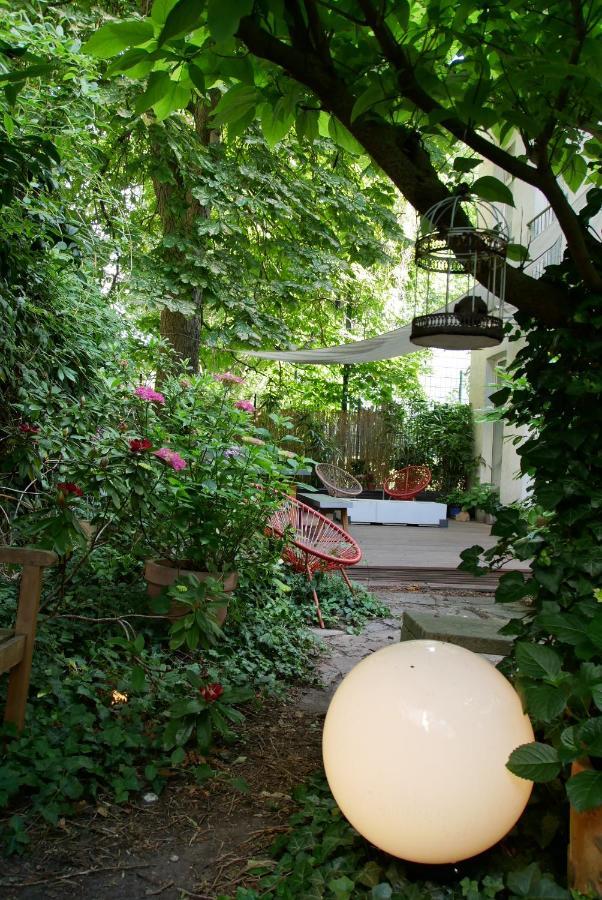 Luxury Townhouse With Garden - A Central Oasis *