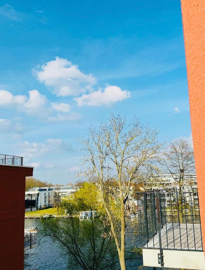 Am Wasser Nahe Ber Mit Whirlpool & Kamin Apartment Berlin