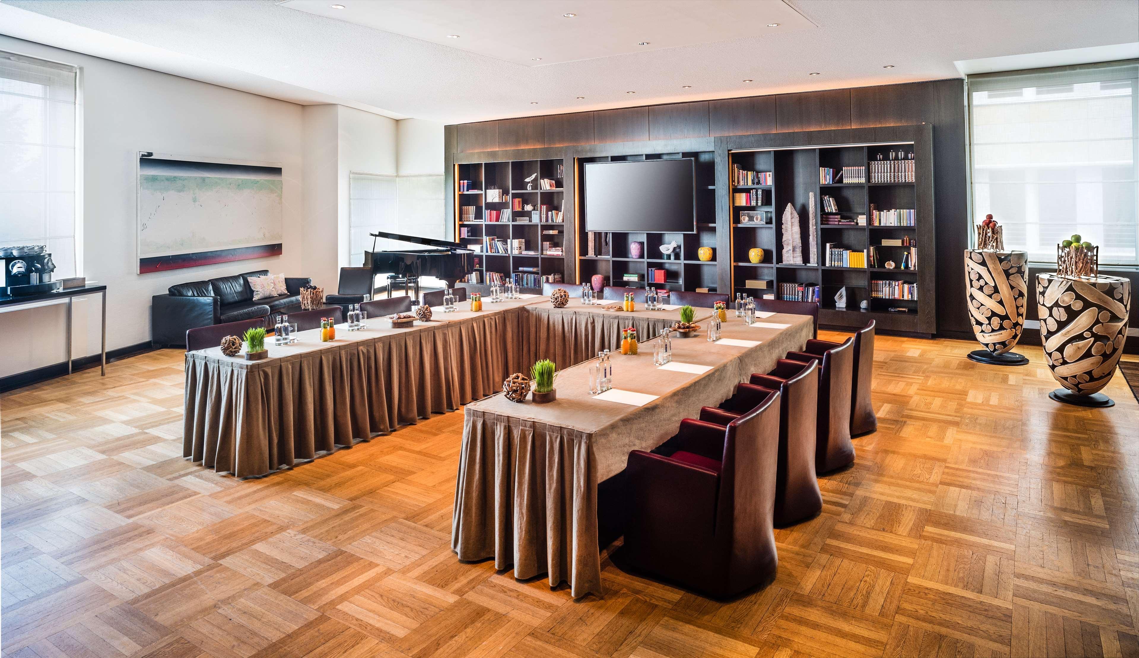 Grand Hyatt 5*