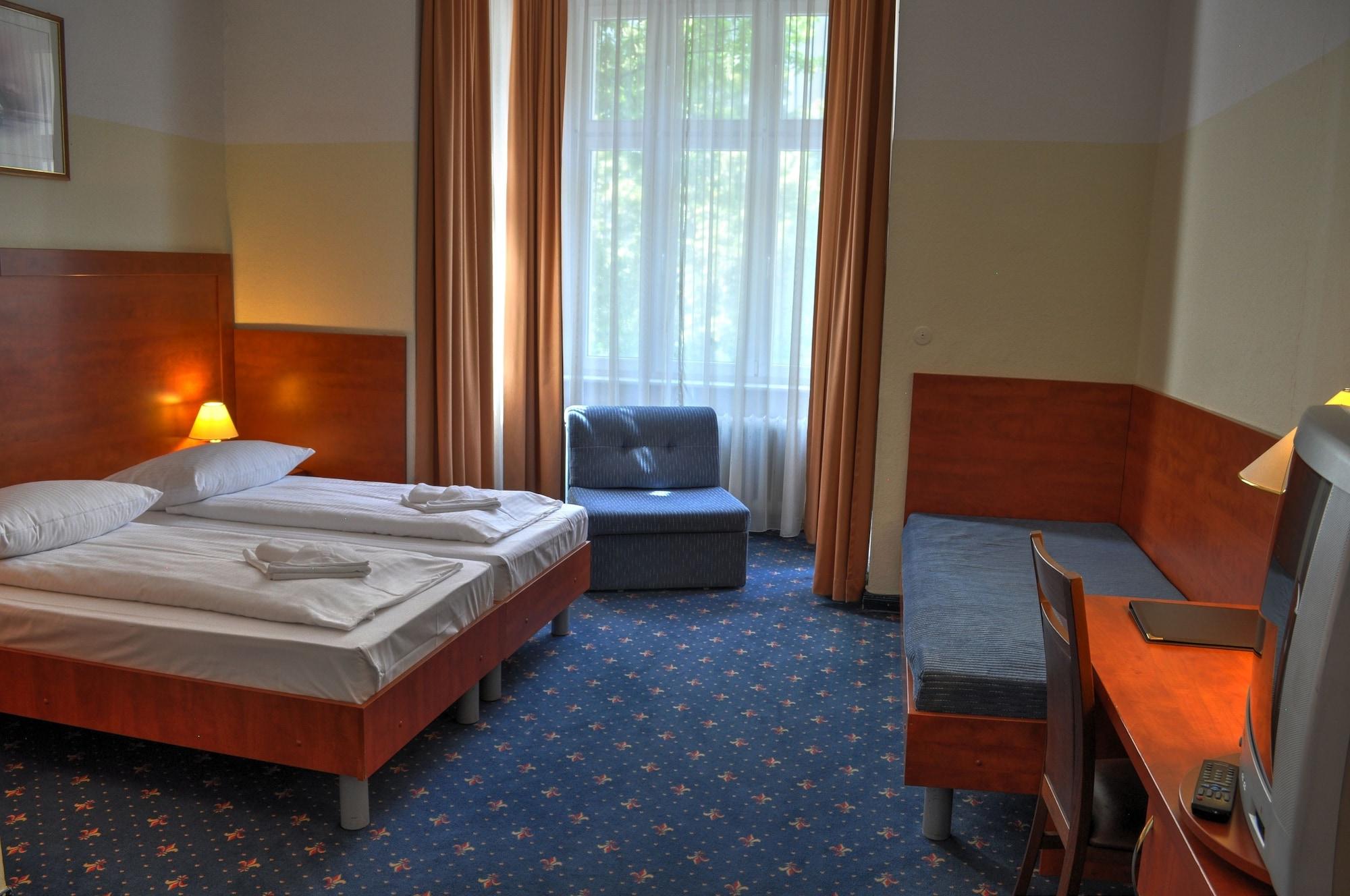 Europa City Hotel