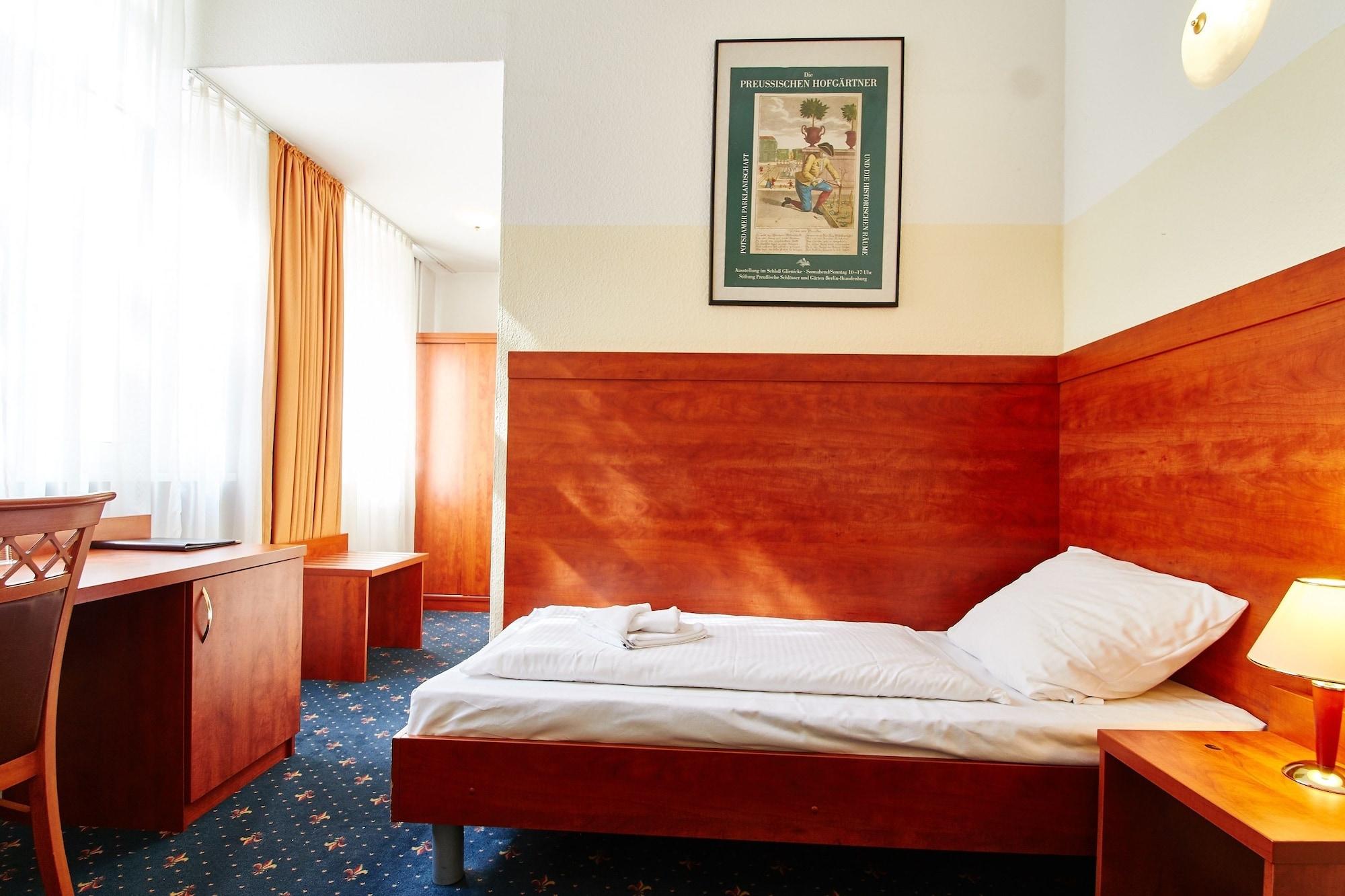 Europa City 3*