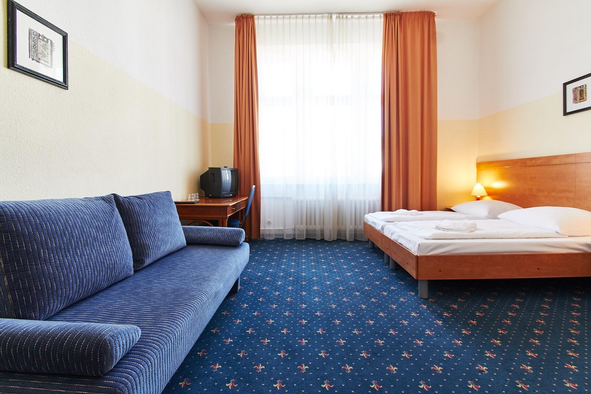 Europa City 3*