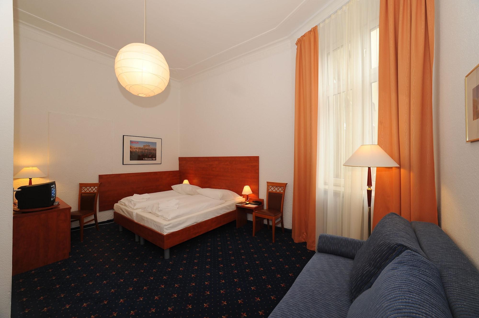 Europa City Hotel