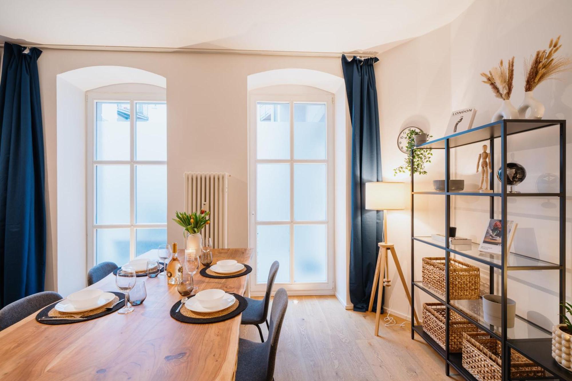 Homely - Super Modern, Center, Rosenthalerplatz Apartamento Berlim